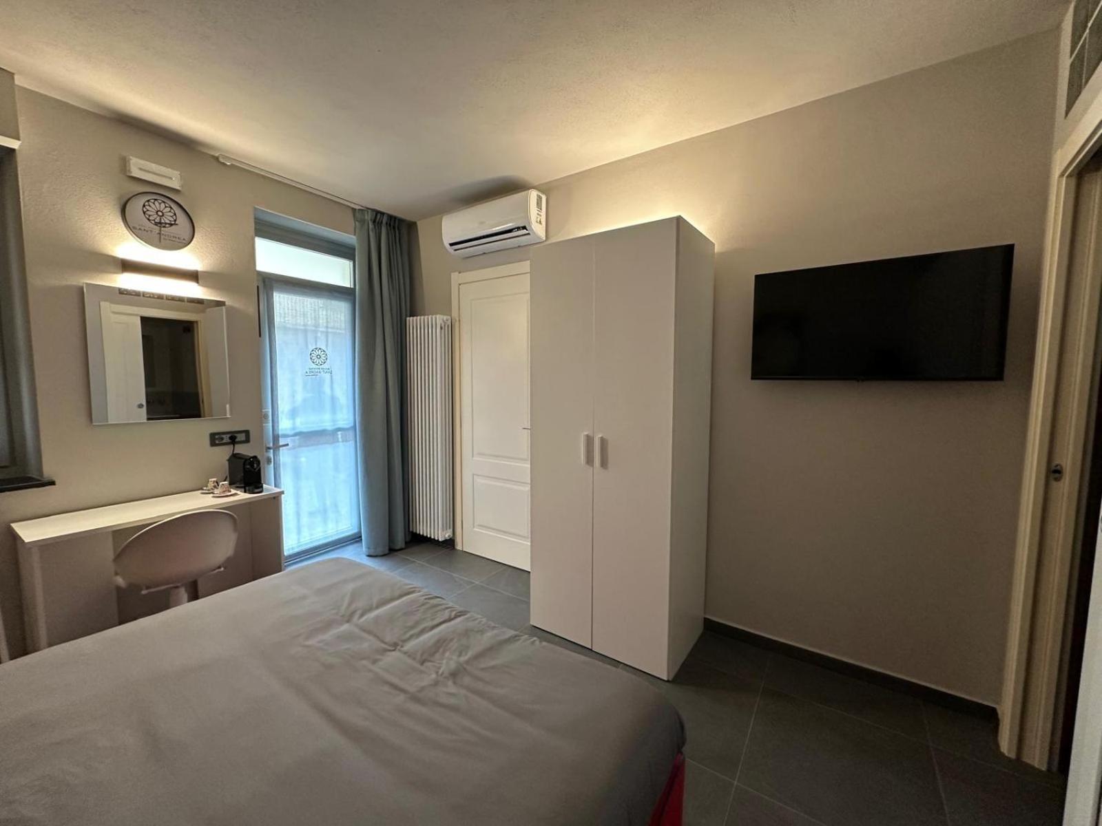 Apartamento S. Andrea Vercelli Exterior foto